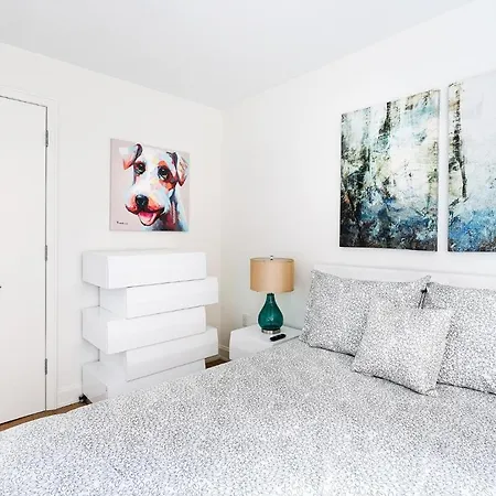 Amazing 2 Bedroom 1 Ba * New York