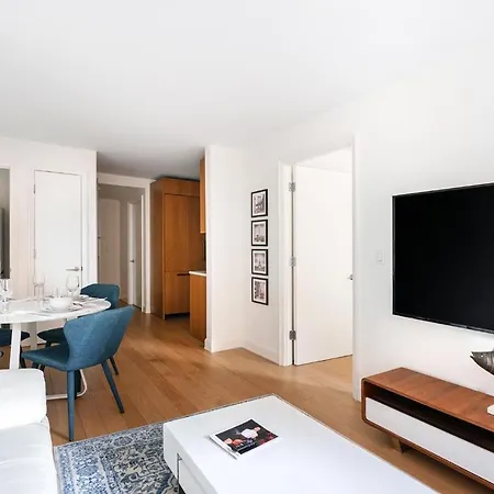 Amazing 2 Bedroom 1 Ba *