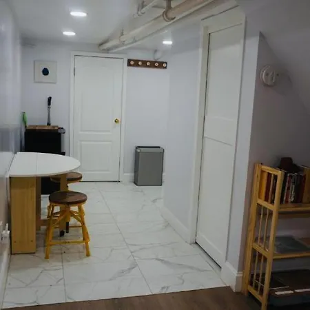 Apartment The Green House W/ Private Ent *