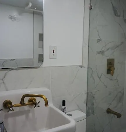 The Green House W/ Private Ent Apartment New York