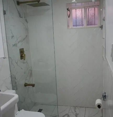 The Green House W/ Private Ent Apartment New York