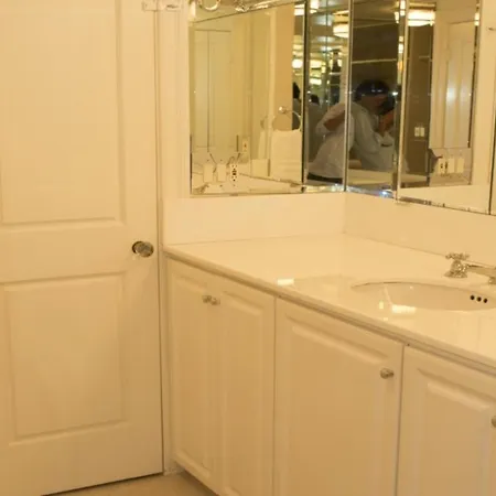 One Bedroom Luxury *