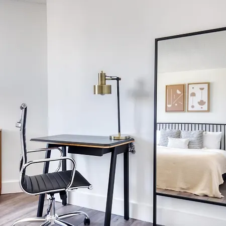 Kips Bay 2br W Balcony Elevator Gym Nr 46 Nyc-665 New York