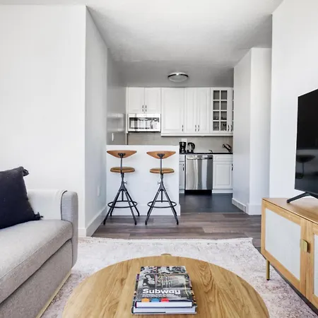 Kips Bay 2br W Balcony Elevator Gym Nr 46 Nyc-665 *
