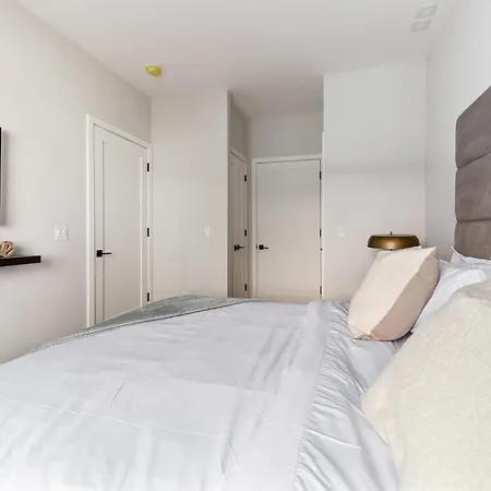 Apartment Unbeatable 3br With Private Patio In Upper East Side New York