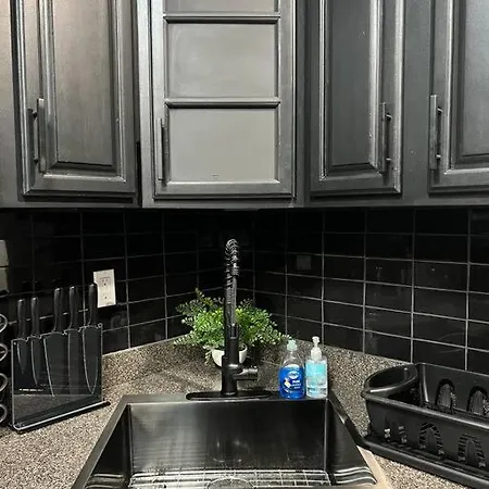 Apartment Private Guest To Make Your Trip Complete *