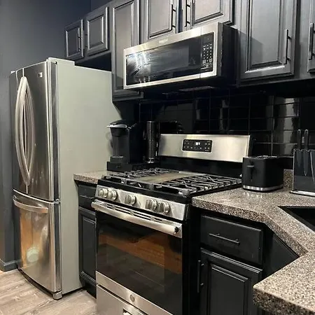 Private Guest To Make Your Trip Complete Apartment *