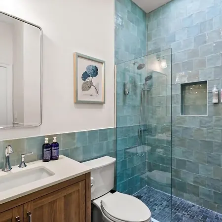 Riverside By Rove Travel 7br Modern Townhouse New York