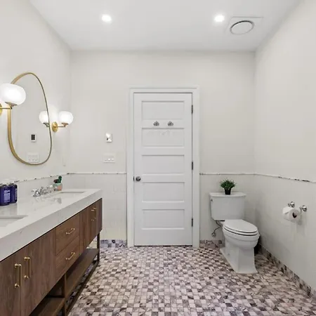 Riverside By Rove Travel 7br Modern Townhouse * New York