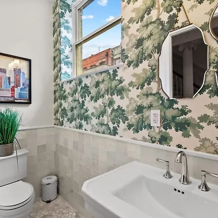 Holiday home Riverside By Rove Travel 7br Modern Townhouse *