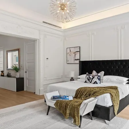 Riverside By Rove Travel 7br Modern Townhouse Holiday home *
