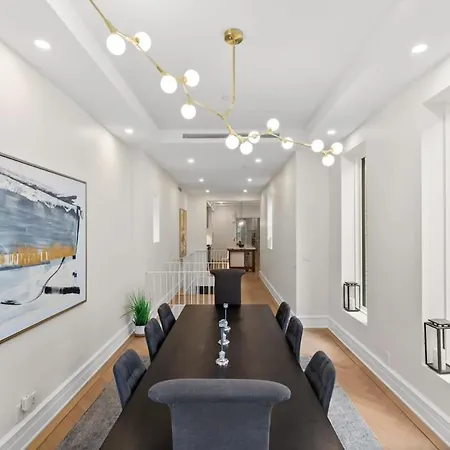 Riverside By Rove Travel 7br Modern Townhouse Holiday home *