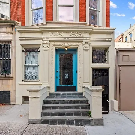 Riverside By Rove Travel 7br Modern Townhouse Holiday home New York