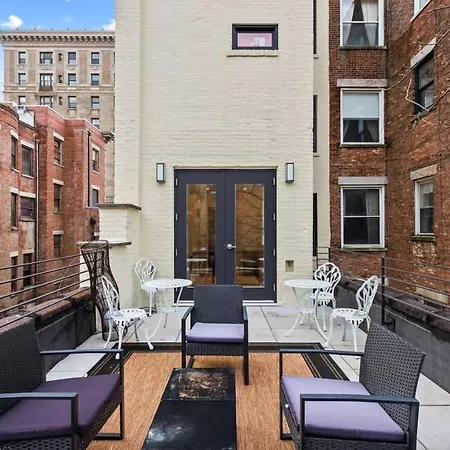 Riverside By Rove Travel 7br Modern Townhouse Holiday home New York