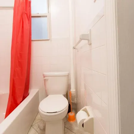 Cozy & Spacious 1br/1ba Apt In Kips Bay! New York
