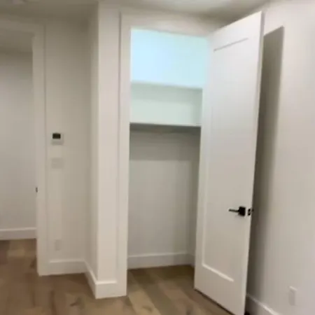 Newly Renovated Massive Three Bedroom! Apartment