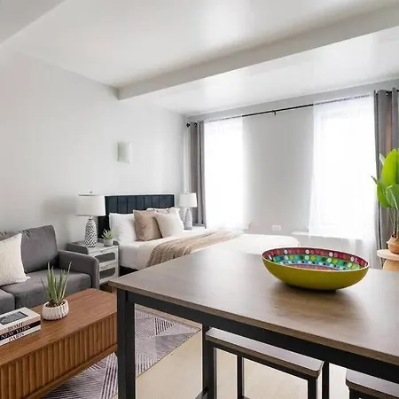 Luxury Elv Bldg 24h Dm Gym Studio Walk From C Park