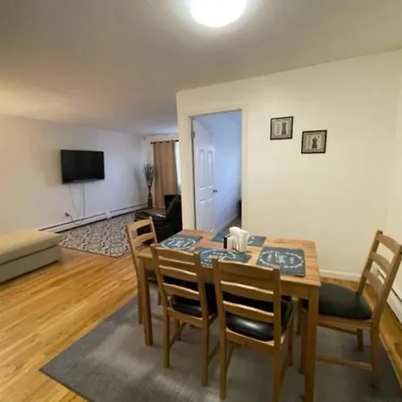 Beautiful 3 Bedroom In Nyc!