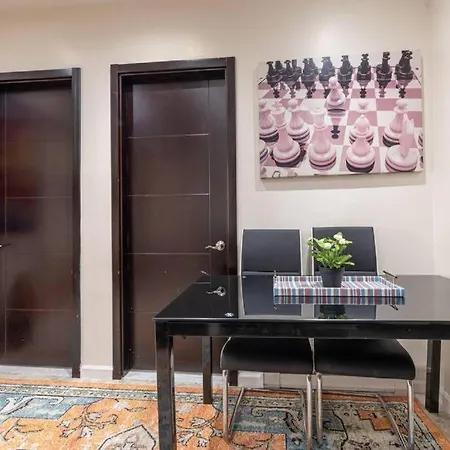 Luxury Four Bedroom *