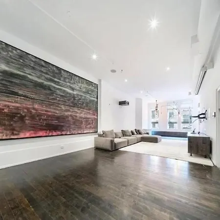 Apartment Luxurious 3 Bedroom Beautifully Renovated Loft New York