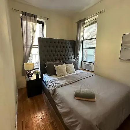 Apartment The 30 Day Vibrant House