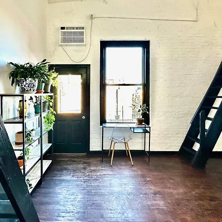 Williamsburg Studio Loft Experience