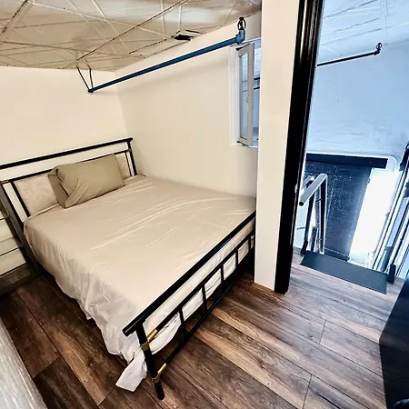 Williamsburg Studio Loft Experience Apartment *