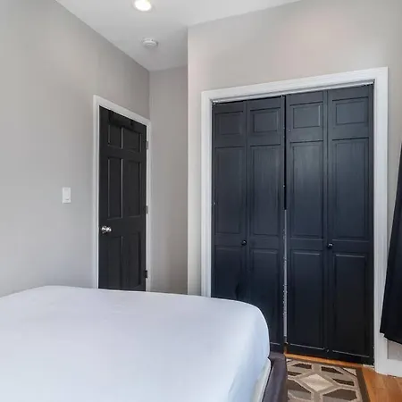 Renovated Lower East Side 2br 1ba Washer Dryer * New York