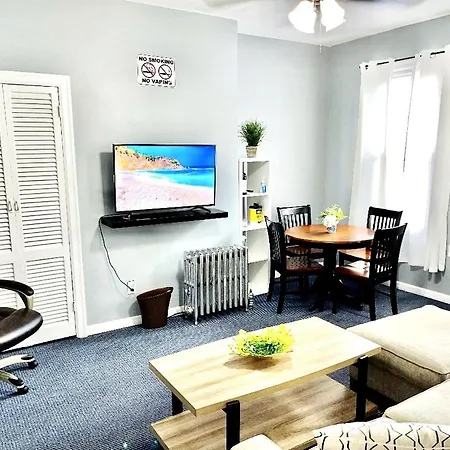 3 Bedrooms Apt In Lic, 10 Mins To Manhattan !!! New York