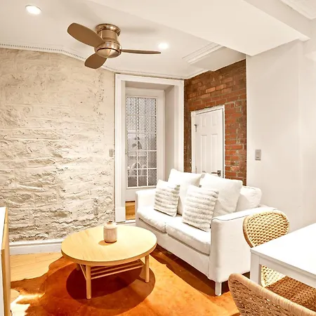 Super Cozy And Chic 3bd 1 Bath Apt