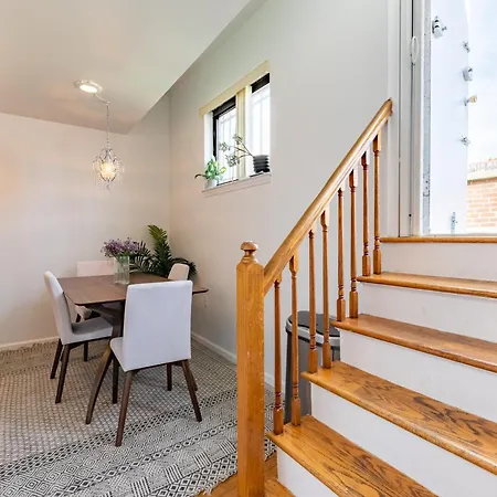Monthly Nyc Rentals- 1 Bedroom Unit With Private Roof * New York