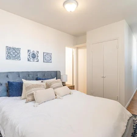 Monthly Nyc Rentals- 1 Bedroom Unit With Private Roof *