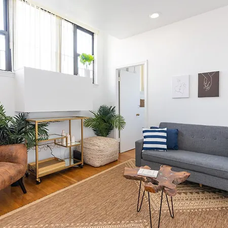 Apartment Monthly Nyc Rentals- 1 Bedroom Unit With Private Roof