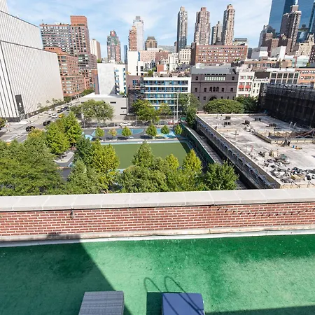 Monthly Nyc Rentals- 1 Bedroom Unit With Private Roof *