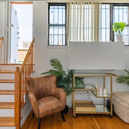 Monthly Nyc Rentals- 1 Bedroom Unit With Private Roof New York