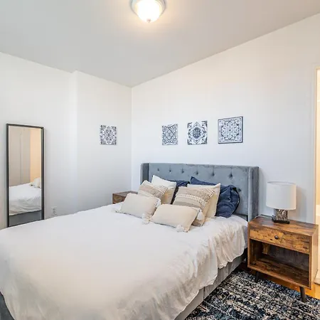 Monthly Nyc Rentals- 1 Bedroom Unit With Private Roof