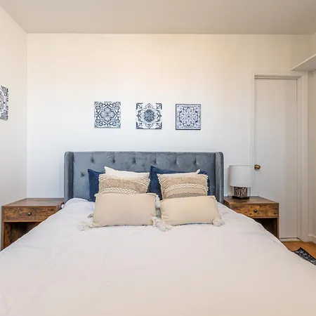 Monthly Nyc Rentals- 1 Bedroom Unit With Private Roof Apartment *