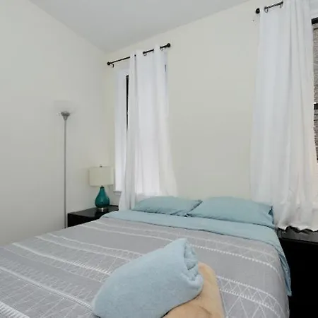 Monthly Nyc Rentals- Gorgeous 2 Bedroom * New York
