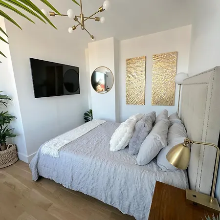 Apartment Modern One Bedroom - Large Private Terrace - Luxury Building - Williamsburg