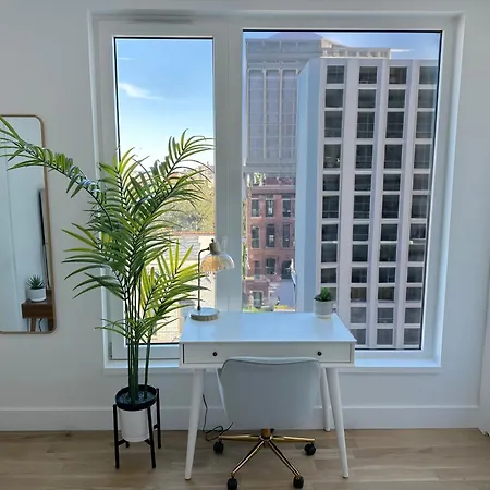 Modern One Bedroom - Large Private Terrace - Luxury Building - Williamsburg New York