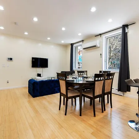Monthly Nyc Rentals- Luxurious 3 Bedroom Unit Apartment New York