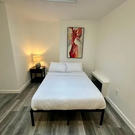 Monthly Nyc Rentals- Beautiful 2 Bedroom 2 Ba Unit Apartment