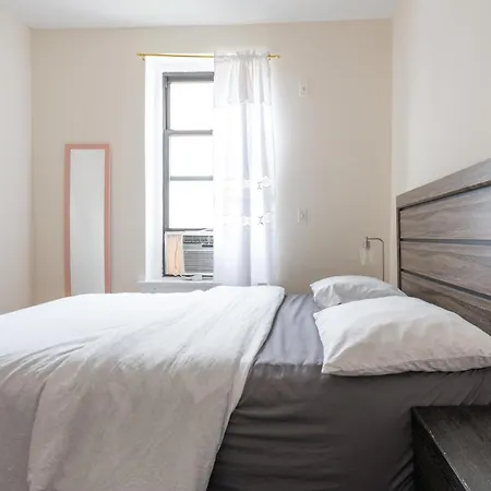 Monthly New York- Gorgeous 5 Bedroom Unit Apartment New York