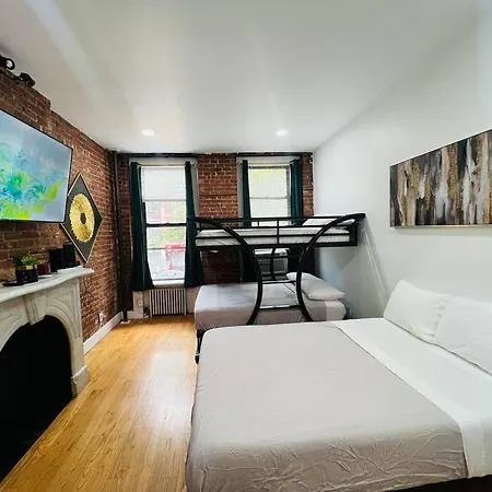 The Empire At Times Square Apartment *