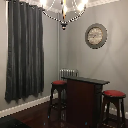 Homestay Hosted By Jude Within Unit 1f New York