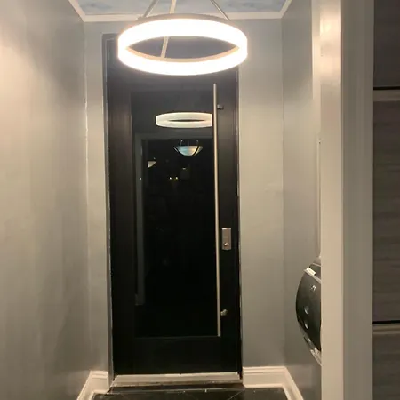 Homestay Hosted By Jude Within Unit 1f *