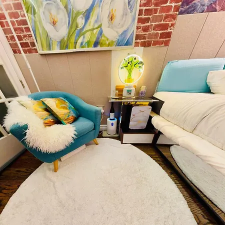 Times Square Cozy 4 Bedroom Nyc Apartment New York