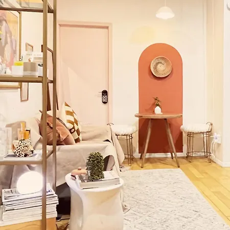 Terracotta - Small Private Bedroom In Les *