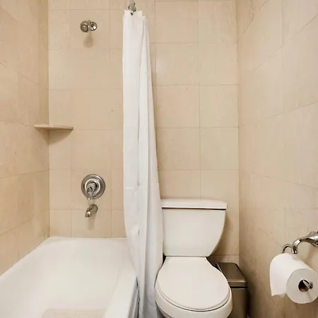 Apartment 73-410 Luxury 24 Dm New Uws Gym Laundry
