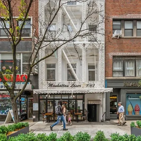 Linden Place Ii By Rove Travel 3 Bedroom Lenox Hill